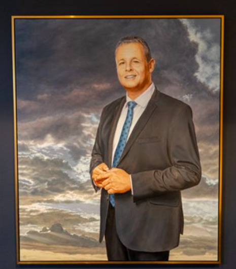 Maleri af tidligere Herning-borgmester afsløret