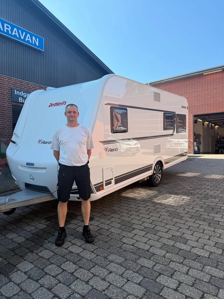 Hinshøj Carvan sender kunder afsted i nye vogne i sommervarmen