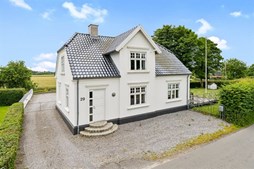 Top 5 over dyreste boliger til salg i Randbøl. Priser op til 9.995.000 kr