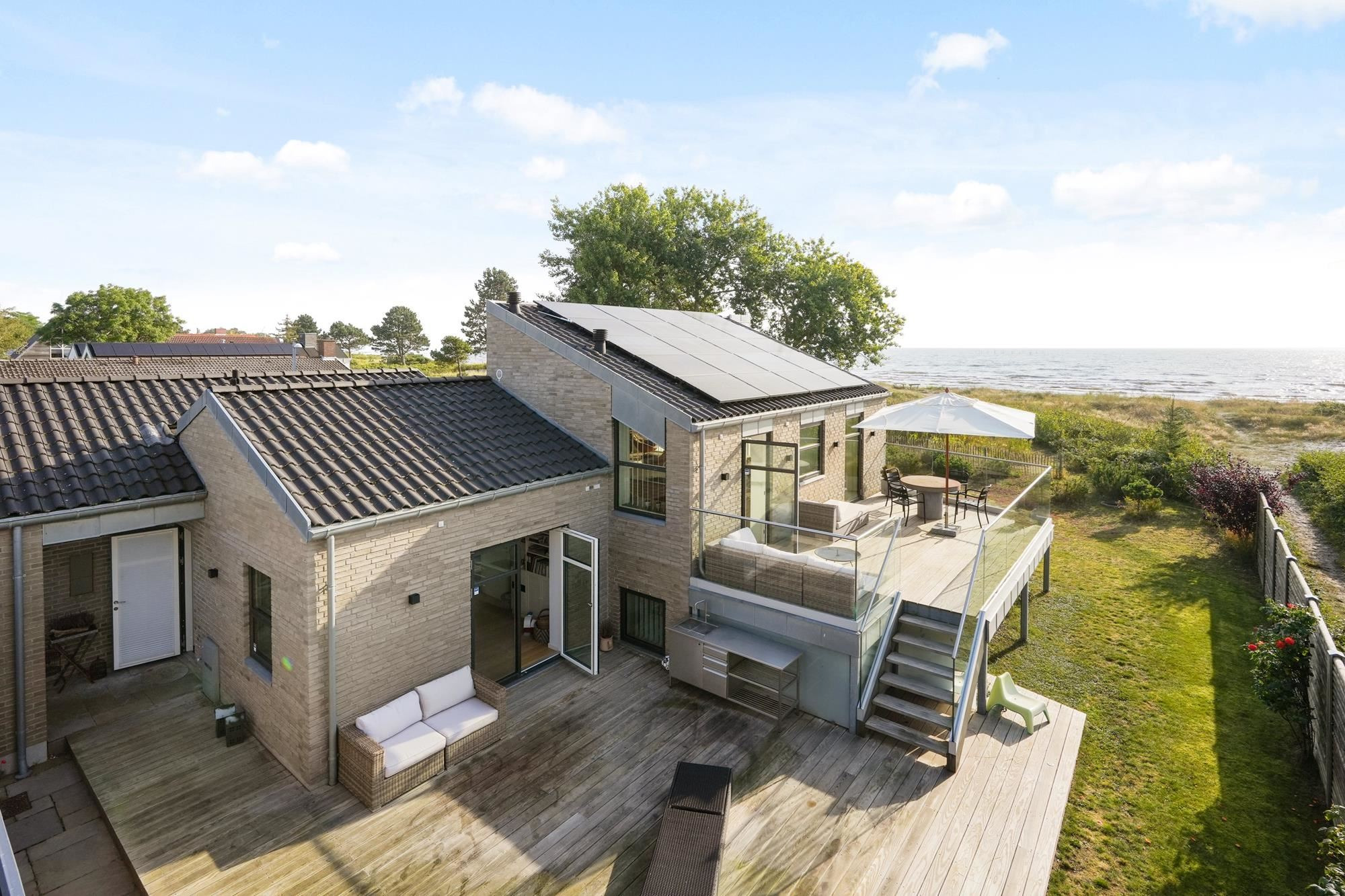 Luksus til salg: Lærkevej 26 til 17,0  mio. kroner – Se Solrød Strands dyreste boliger her