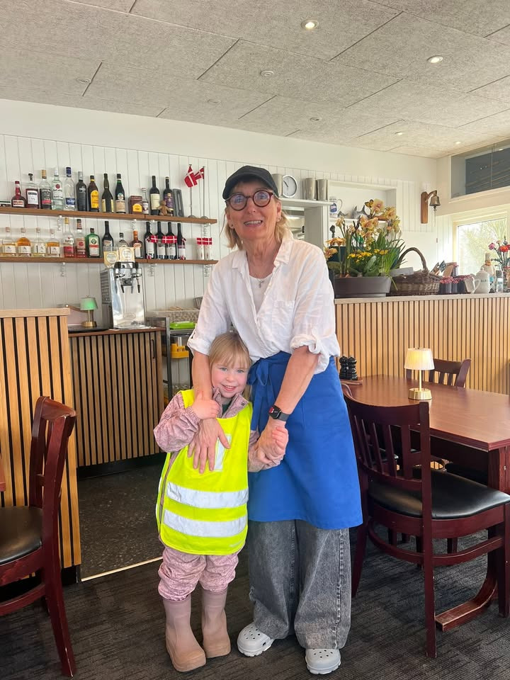 Restaurant Kystens Perle byder på stegt flæsk på valgdagen med både spise- og take away-muligheder