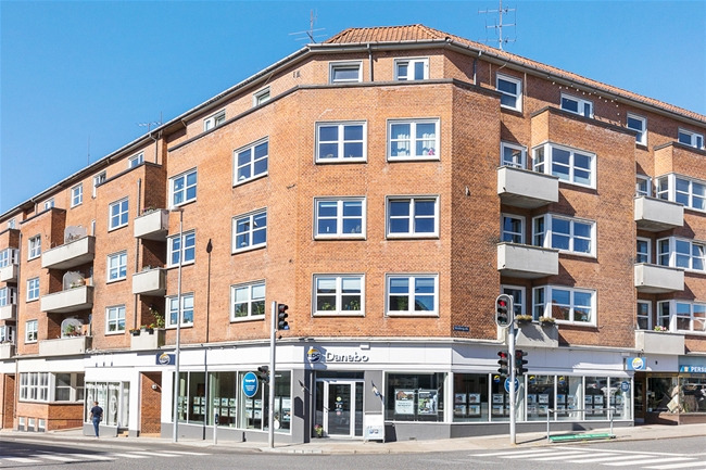 EDC Danebo Randers: 9,8 stjerner i sælgeranbefalinger!