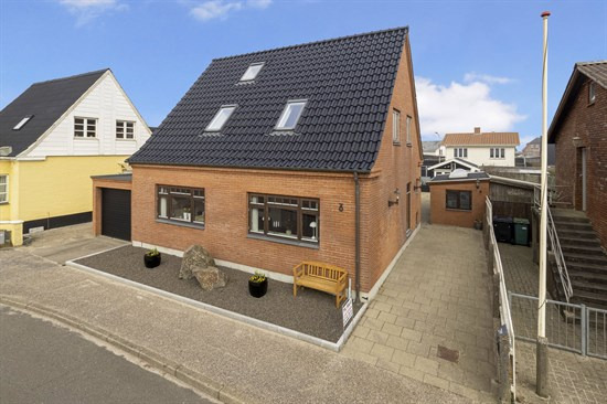 Top 6 over dyreste boliger til salg i Thyborøn. Priser op til 1.895.000 kr