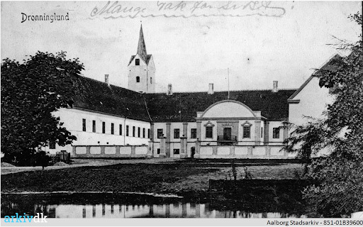 Dronninglund Slot - fra nonnekloster til konferencecenter 