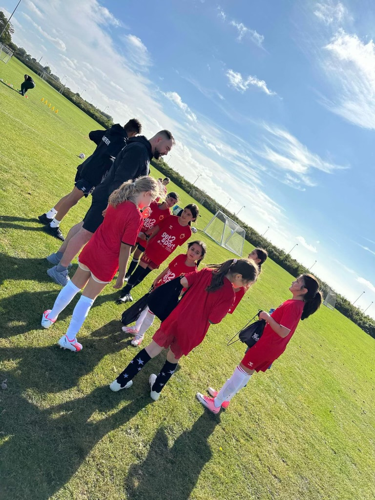 Donation på en kvart million har fået flere piger til at spille fodbold i Ishøj 