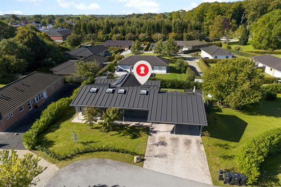 Top 6 over dyreste boliger til salg i Brenderup. Priser op til 6.495.000 kr