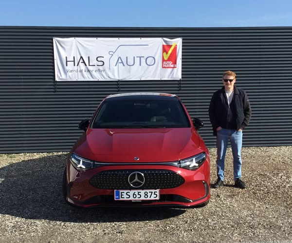 Hals Auto A/S hjælper Michael Korsgaard-familien med ny Mercedes CLA