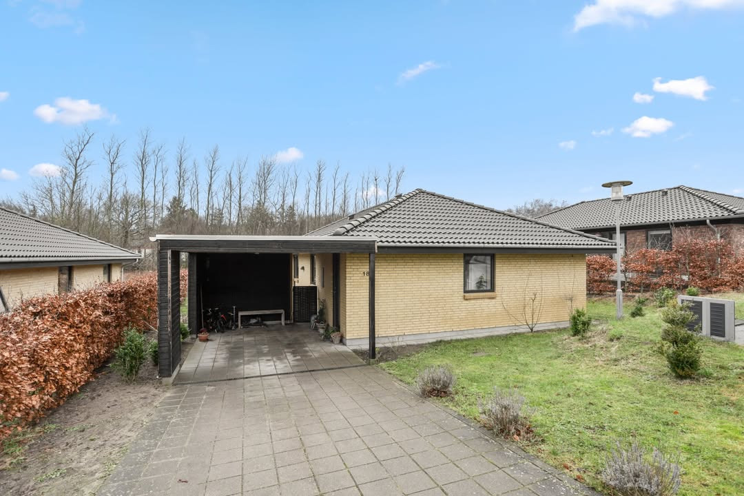 Mæglerhuset Brønderslev præsenterer moderne etplansvilla i Hjørring til ny pris