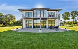 Top 6 over dyreste boliger til salg i Kjellerup. Priser op til 16.995.000 kr