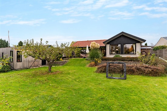 Top 6 over dyreste boliger til salg i Åbyhøj. Priser op til 9.198.000 kr