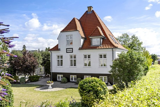 Stationsvej 34 og 1 anden boliger er kommet til salg denne uge i Vemmelev - se boligerne her.