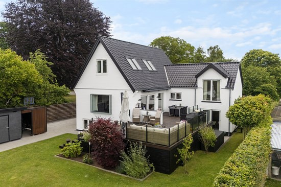 Top 6 over dyreste boliger til salg i Værløse. Priser op til 18.000.000 kr