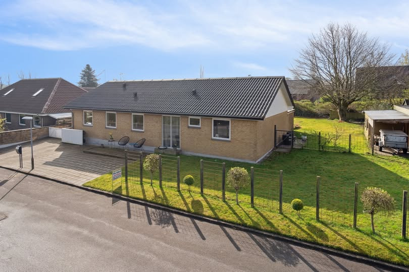 Nyhed fra John Frandsen Ikast: velholdt etplansvilla i central beliggenhed i Ikast