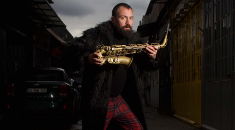 Oplev Korhan Futac?'s musikalske rejse på Dexter