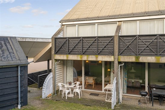 Ferielejlighed i Fanø Bad – Få skridt fra bølgen blå