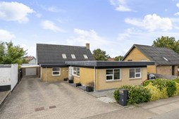 Til salg hos Nybolig Brønderslev & Vrå: Drømmer du om et hjem med plads til familien?