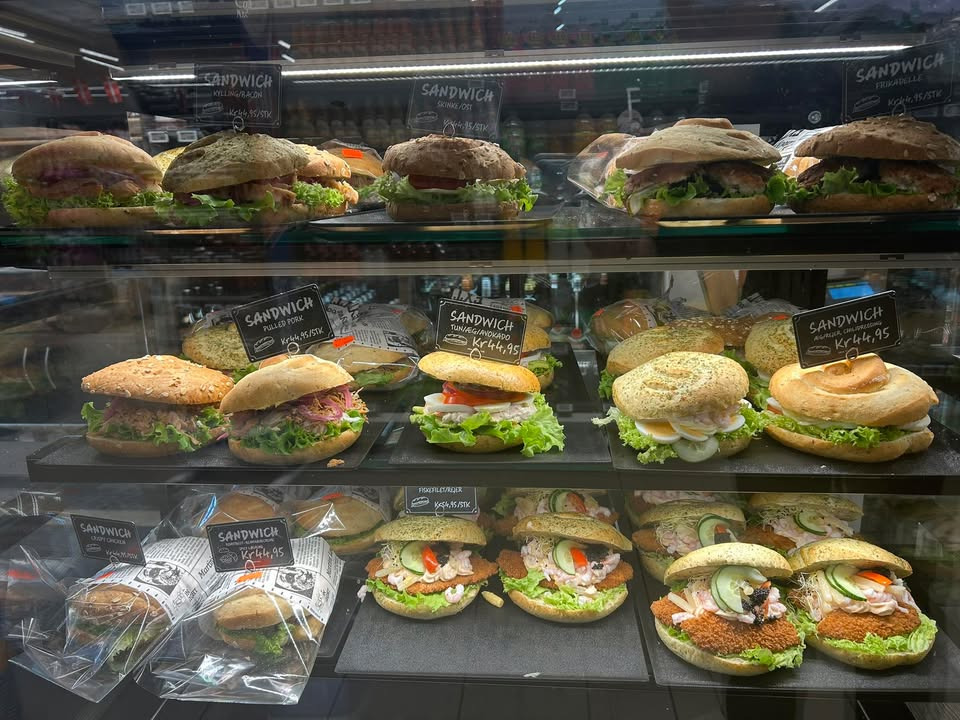 Min Købmand i Asp frister med stjernesandwich og rabat på overskydende sandwich