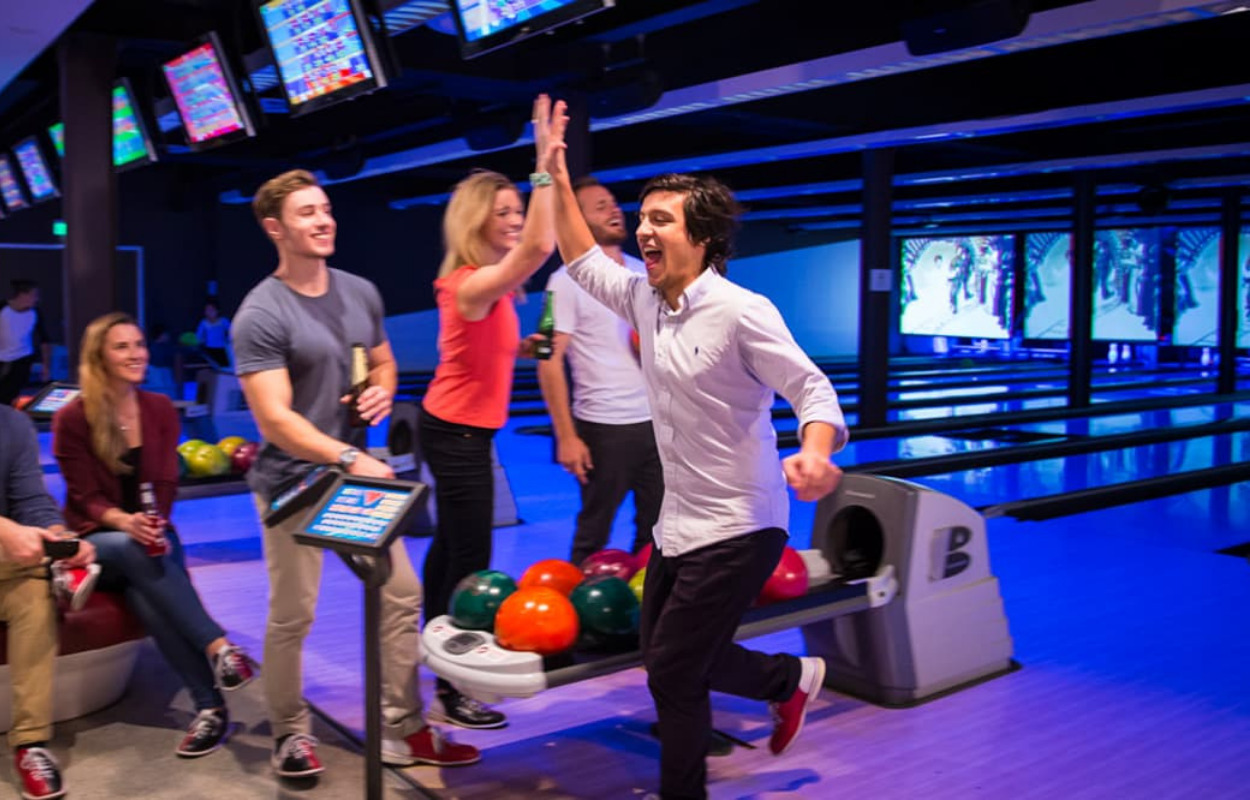 Vi fejrer genåbningsfest sammen med jer