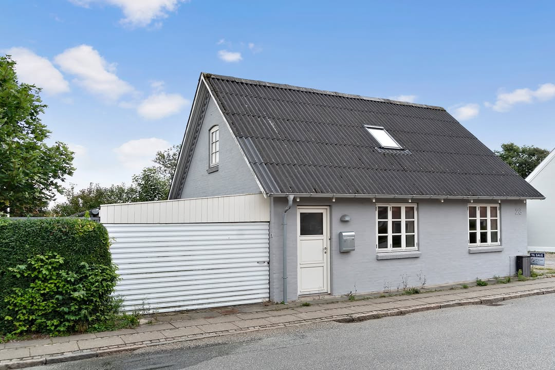 Nyt byhus til salg i Hurup med have og central beliggenhed