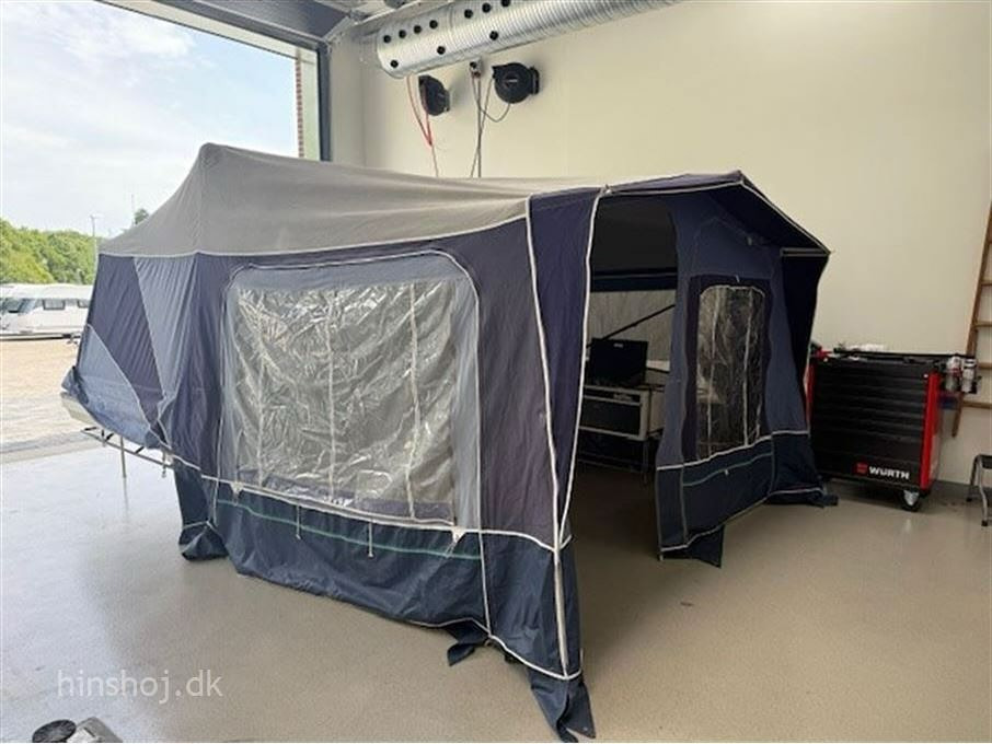 HINSHØJ CARAVAN tilbyder Camp‑Let Royal til nedsat pris med ekstra udstyr