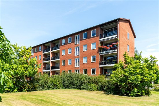 Hougårdsvej 64 er til salg for kun 1.050.000 kr.: Se de billigste boliger til salg i Brabrand her