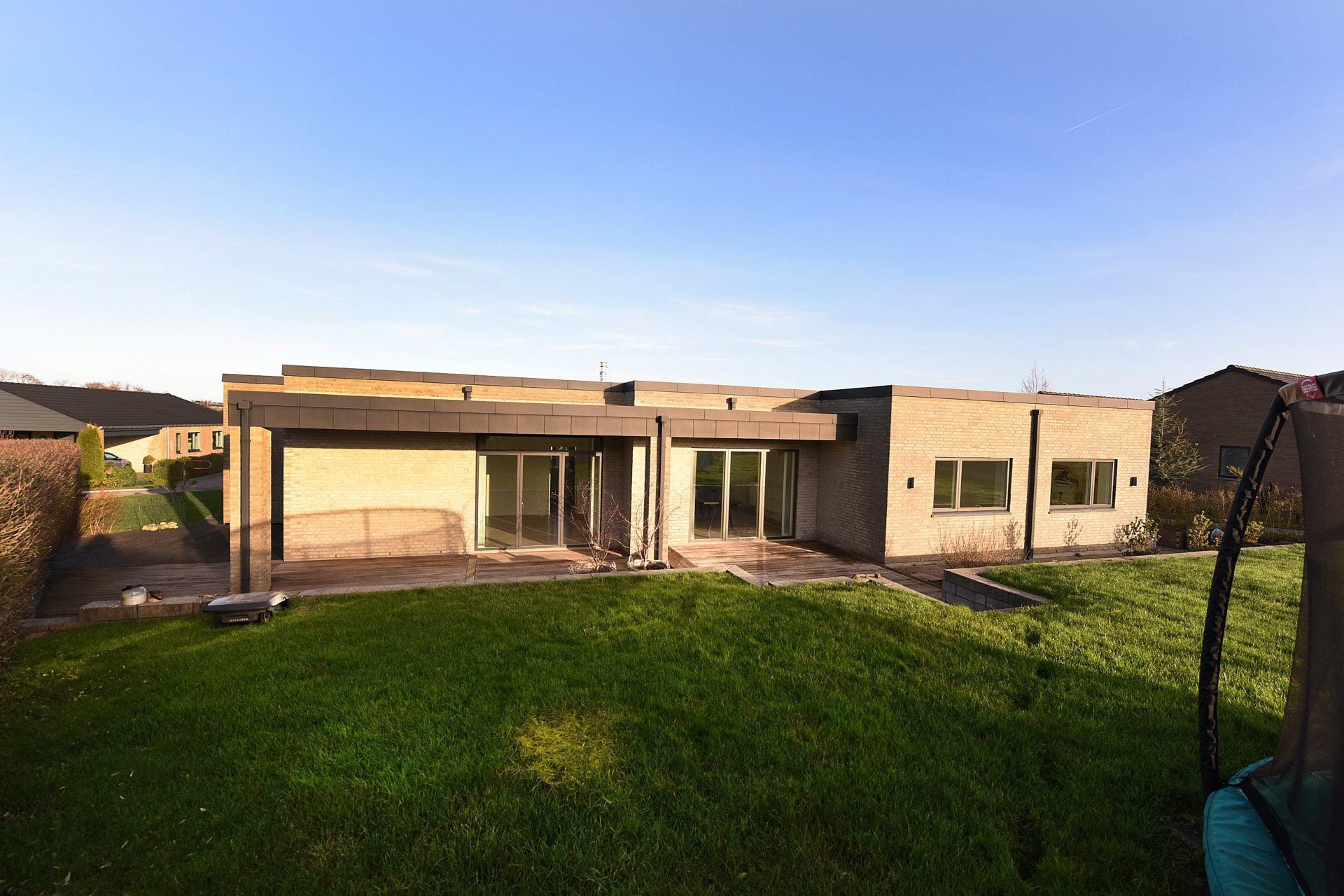 Luksusbolig netop kommet til salg i Hørning: Se hvad du skal smide for Hørnings dyreste adresser her