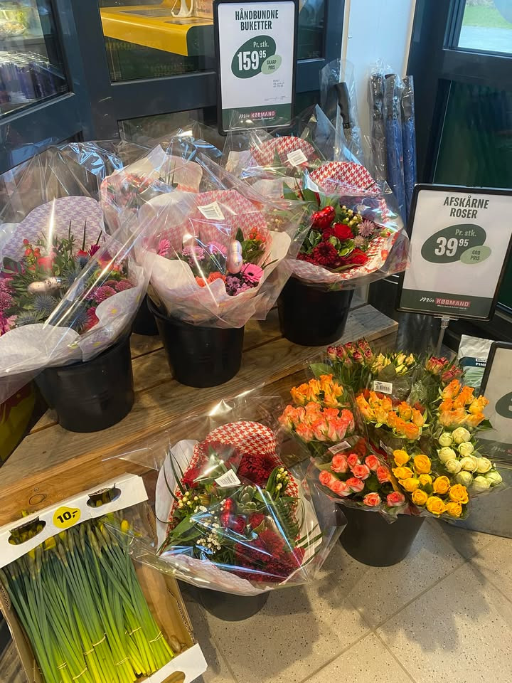 Flotte valentinsbuketter hos Min Købmand, Nim