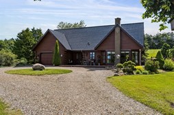 Top 6 over dyreste boliger til salg i Gadbjerg. Priser op til 5.800.000 kr