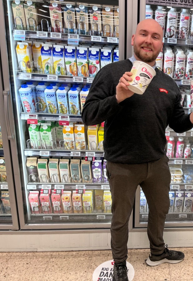 MENY Hobro tilbyder Cheasy skyr vanilje til 19,95 kr.