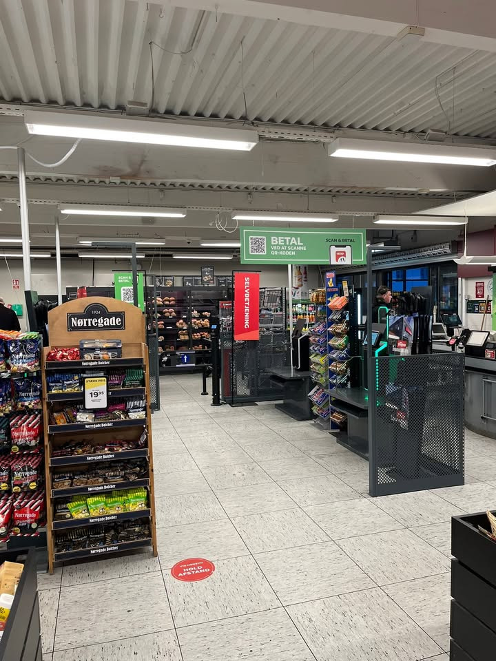 SuperBrugsen Dronninglund introducerer nye scan selv kasser