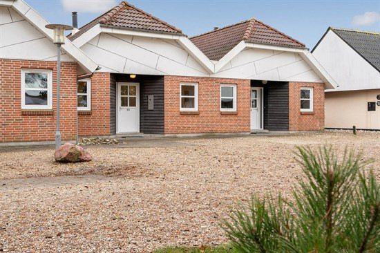 Hovej 4A og 1 anden boliger er kommet til salg denne uge i Blåvand - se boligerne her.