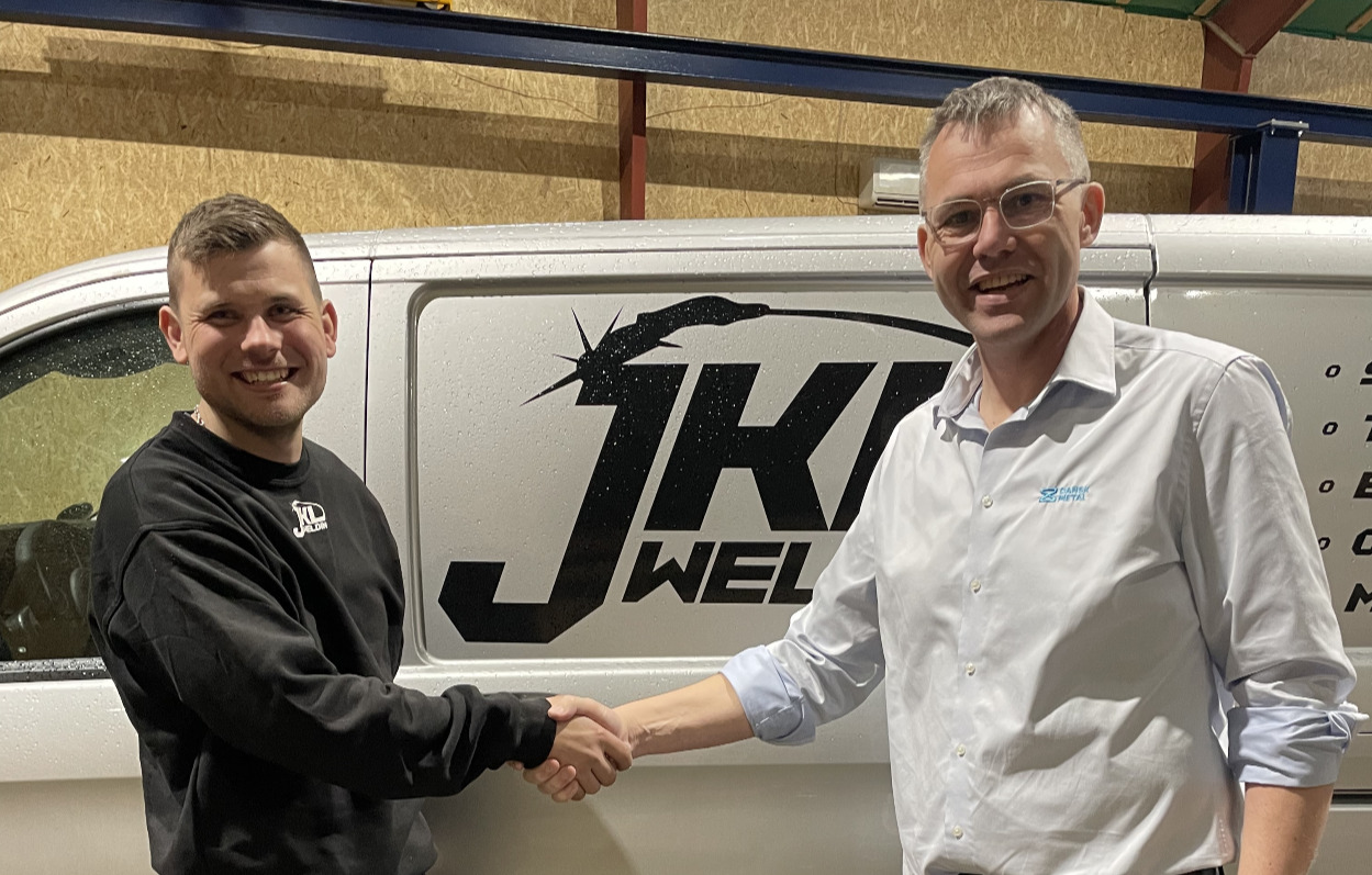 Mors-virksomhed vækster med hjælp fra pensionister og fleksjobber