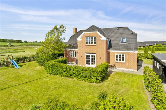 Marianevej 55 og 1 anden boliger er kommet til salg denne uge i Skive - se boligerne her.