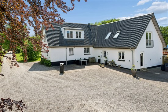 Lindå Hede 12 og 1 anden boliger er kommet til salg denne uge i Hornslet - se boligerne her.
