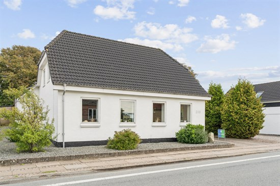 Top 6 over dyreste boliger til salg i Suldrup. Priser op til 2.995.000 kr