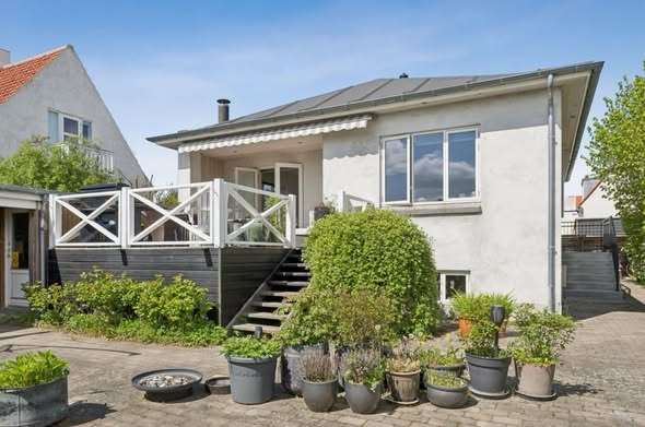 Nybolig Hvidovre inviterer til fremvisning af klassisk bungalow fra 1935