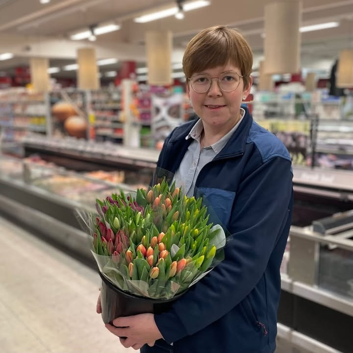 SuperBrugsen Dronninglund tilbyder tulipaner til særpris på 59 kr.