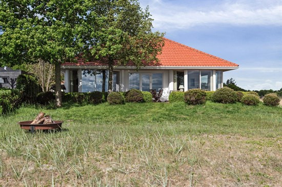 Strandhuse 44 og 2 andre boliger er kommet til salg denne uge i Mors - se boligerne her.