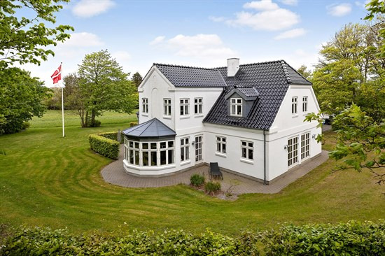 Top 6 over dyreste boliger til salg i Sindal. Priser op til 20.000.000 kr