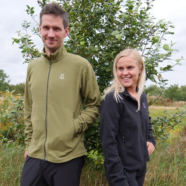 Sportigan Hadsund præsenterer fleecetrøjer fra Haglöfs til klubbens medlemmer