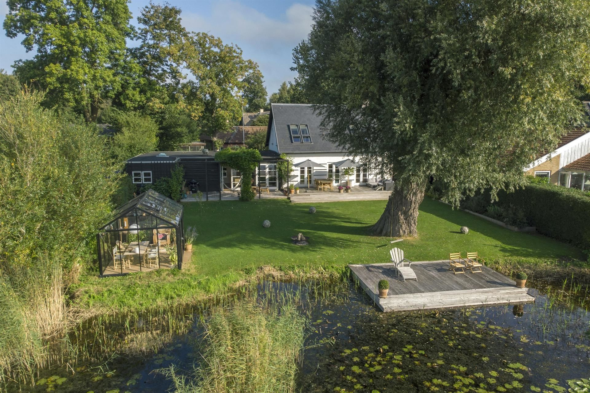 Stormosevej 29, Smørumnedre til salg for 12,0  mio. kroner - Se 5 andre boliger til salg i Smørum