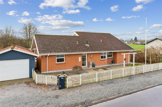 Favstrupvej 24 og 2 andre boliger er kommet til salg denne uge i Christiansfeld - se boligerne her.