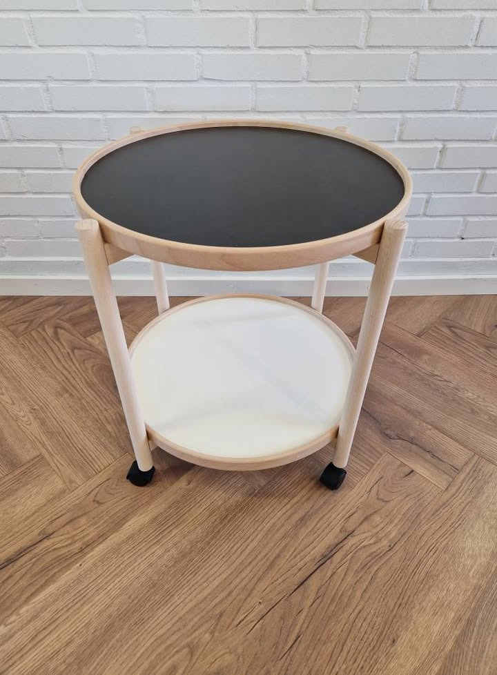 Design dine egne møbler hos HOVELIND MØBLER: Skræddersyede borde og sofaer med gratis levering