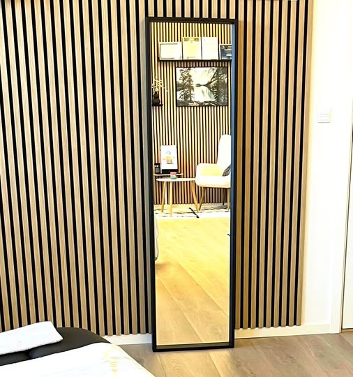 Klinik Dalen afslører tanker om bogudgivelse på Facebook