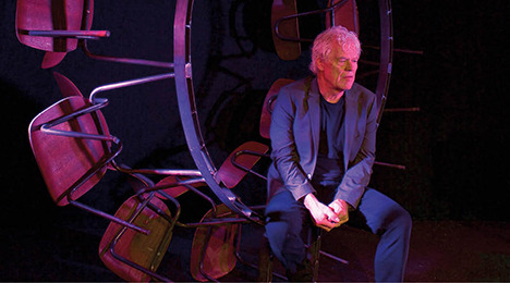 Oplev "782 sjæle - ventiler og Jesus i helved" i Vejle Musikteater