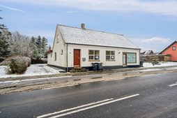 Til salg hos WESTERGAARD BOLIG: Billigt og fint byhus i V.Hjermitslev.