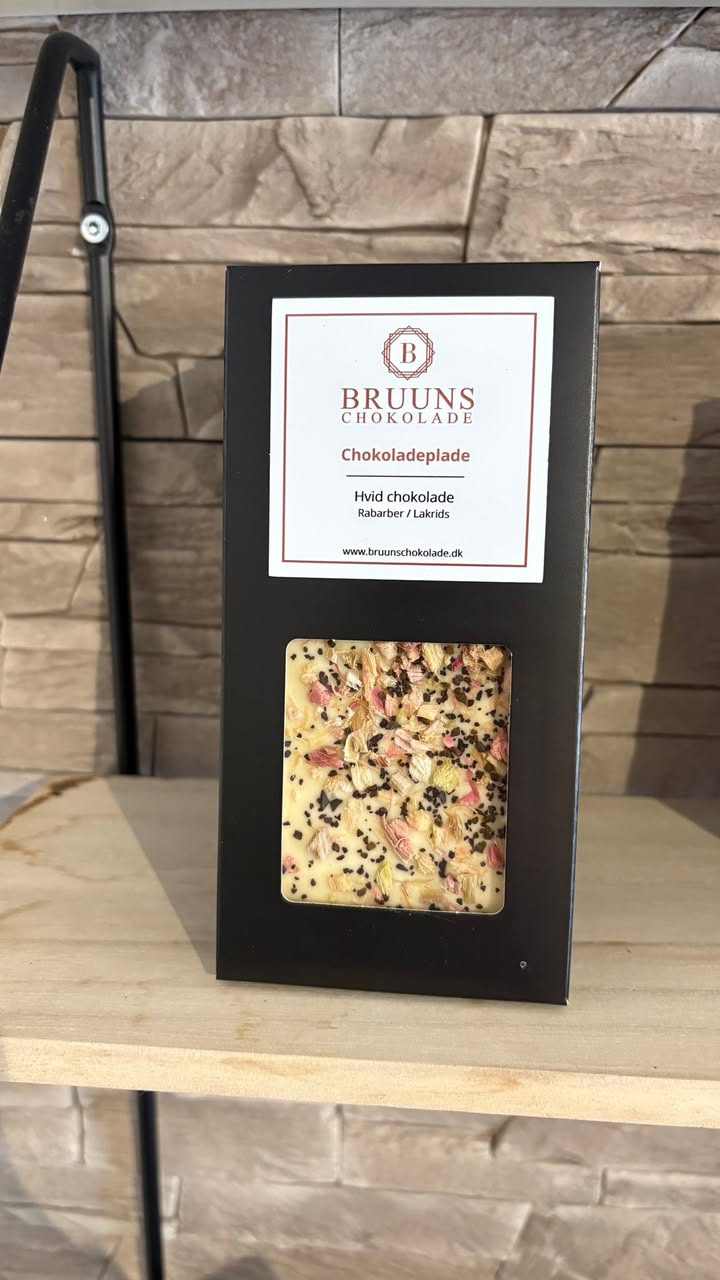 Bruuns Chokolade præsenterer fire unikke chokoladevarianter i butikken