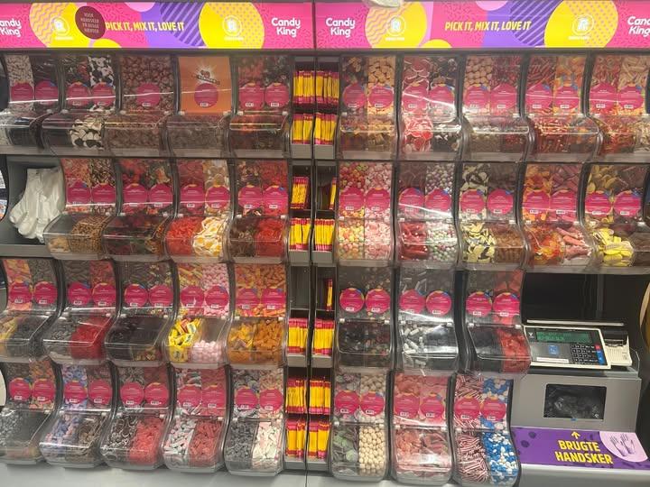 REMA 1000 Hjørring på Hestkærvej tilbyder bland selv slik til weekendpris 