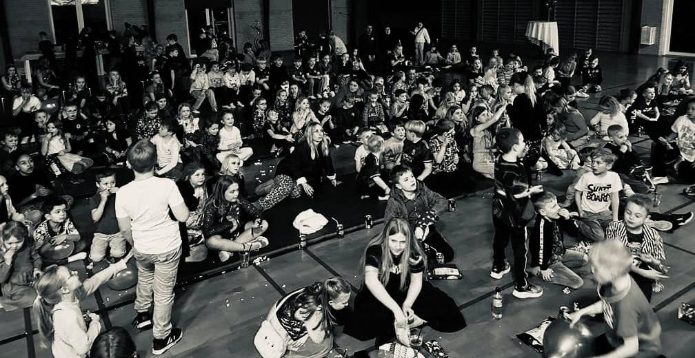 Flot fremmøde til MGP-fest hos Mejrup Kultur- og Fritidscenter med over 500 børn