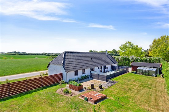 Søllingevej 26 er til salg for kun 399.000 kr.: Se de billigste boliger til salg i Ringe her